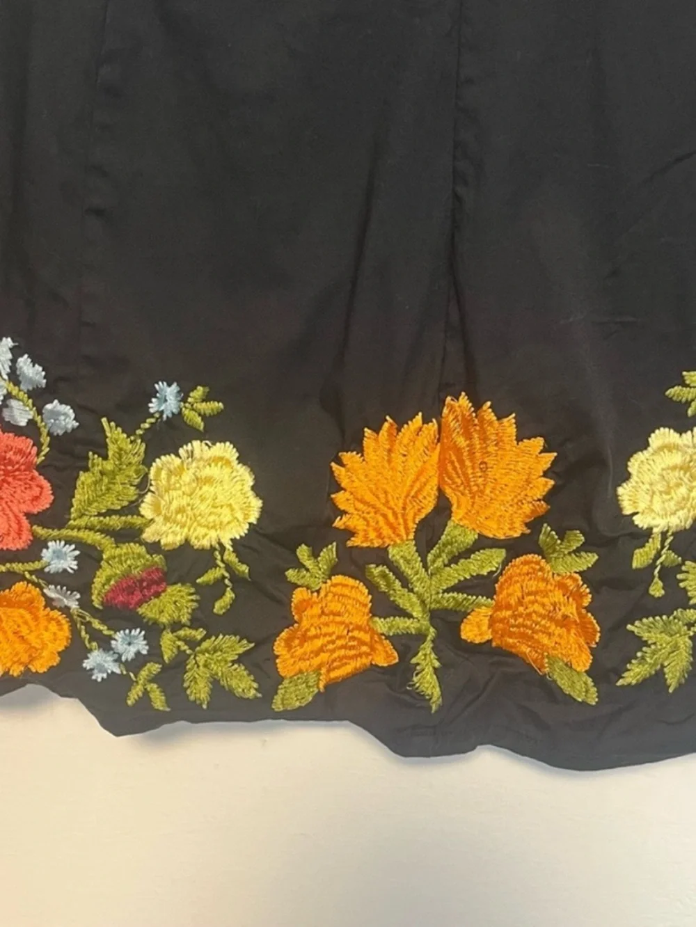 PERSAMAN New York Embroidery Skirt